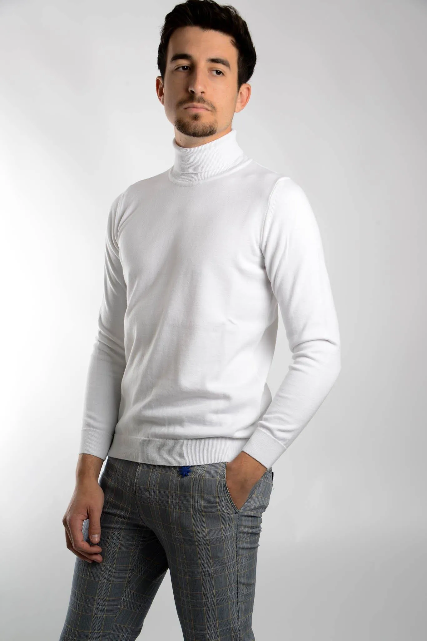 Cambridge Slim Fit Turtleneck Euro Sweater