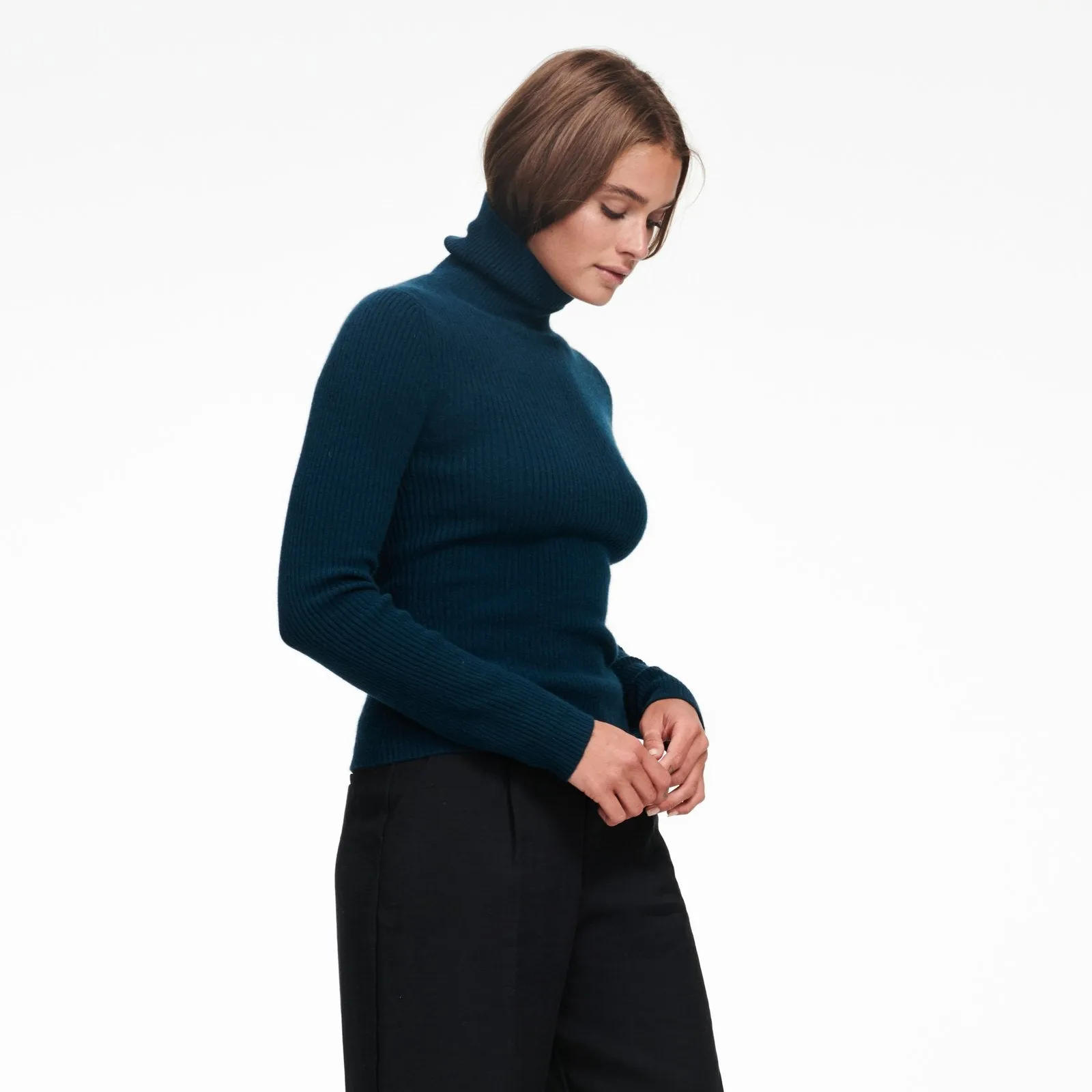 Cashmere Ribbed Turtleneck