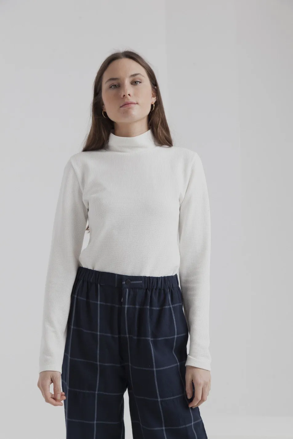 ellen waffle turtleneck white