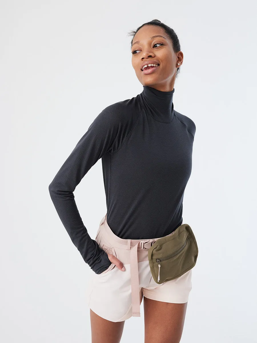 FastTrack Mesh Turtleneck