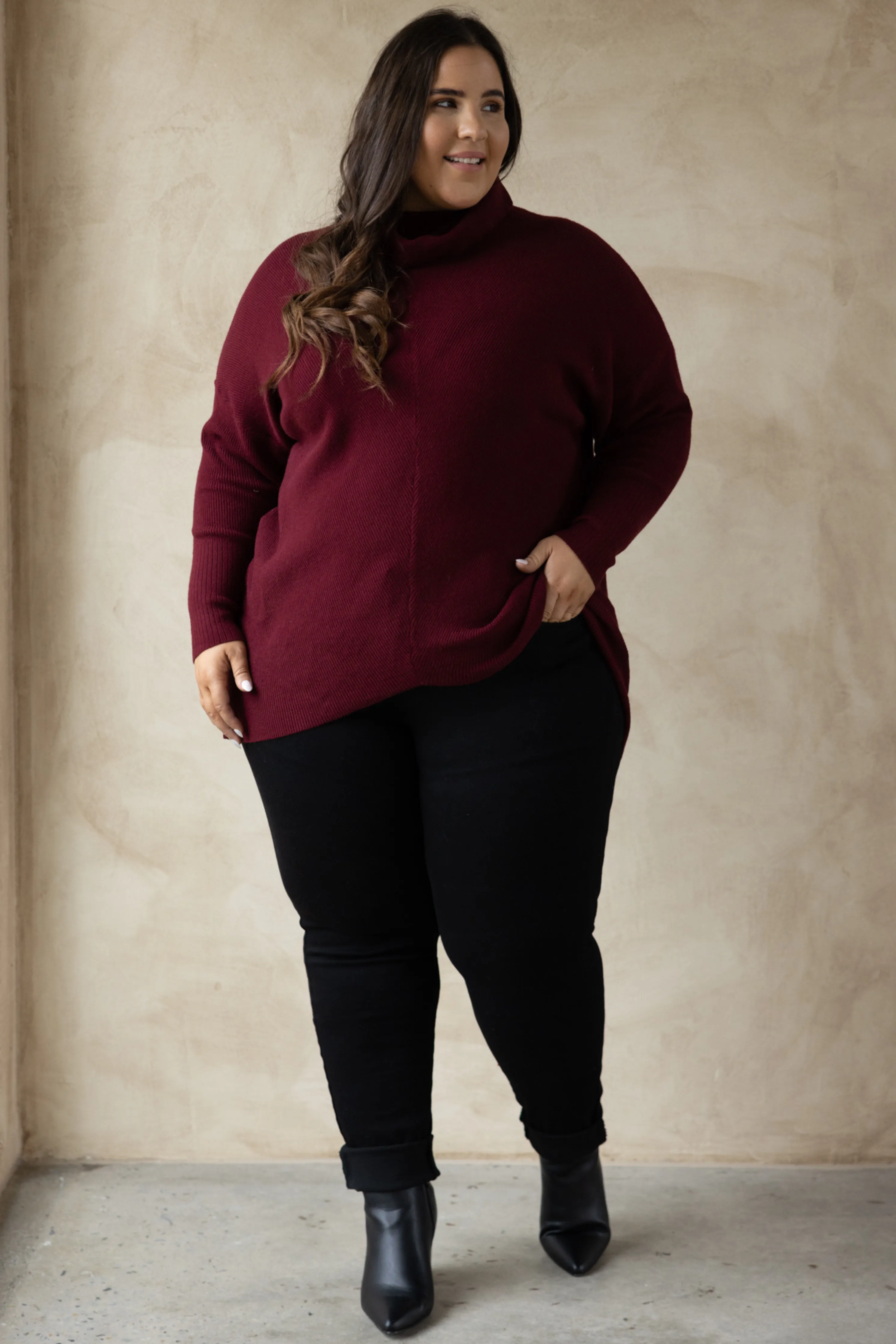 FINAL SALE Knitted Turtleneck in Burgundy