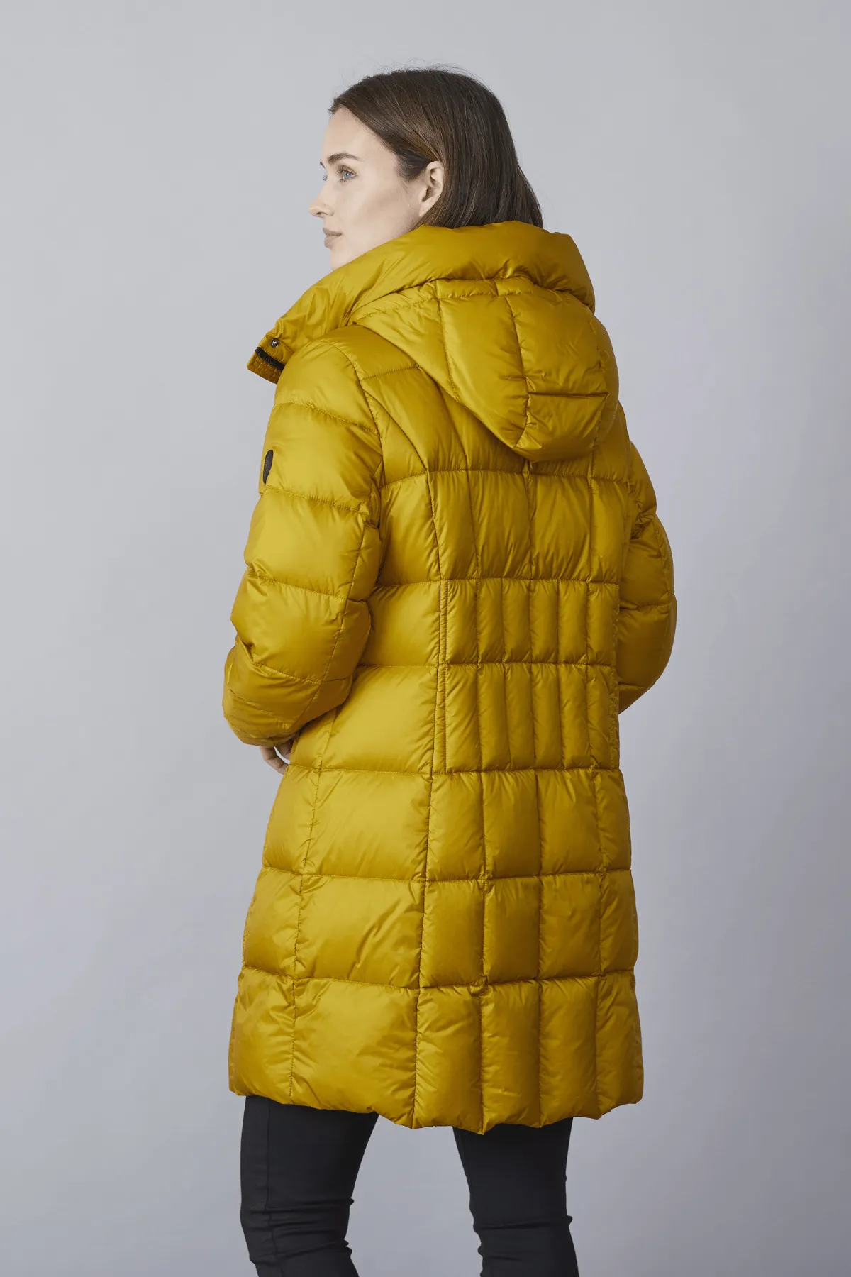 Kimmie Down Coat with Wide Hood 2642