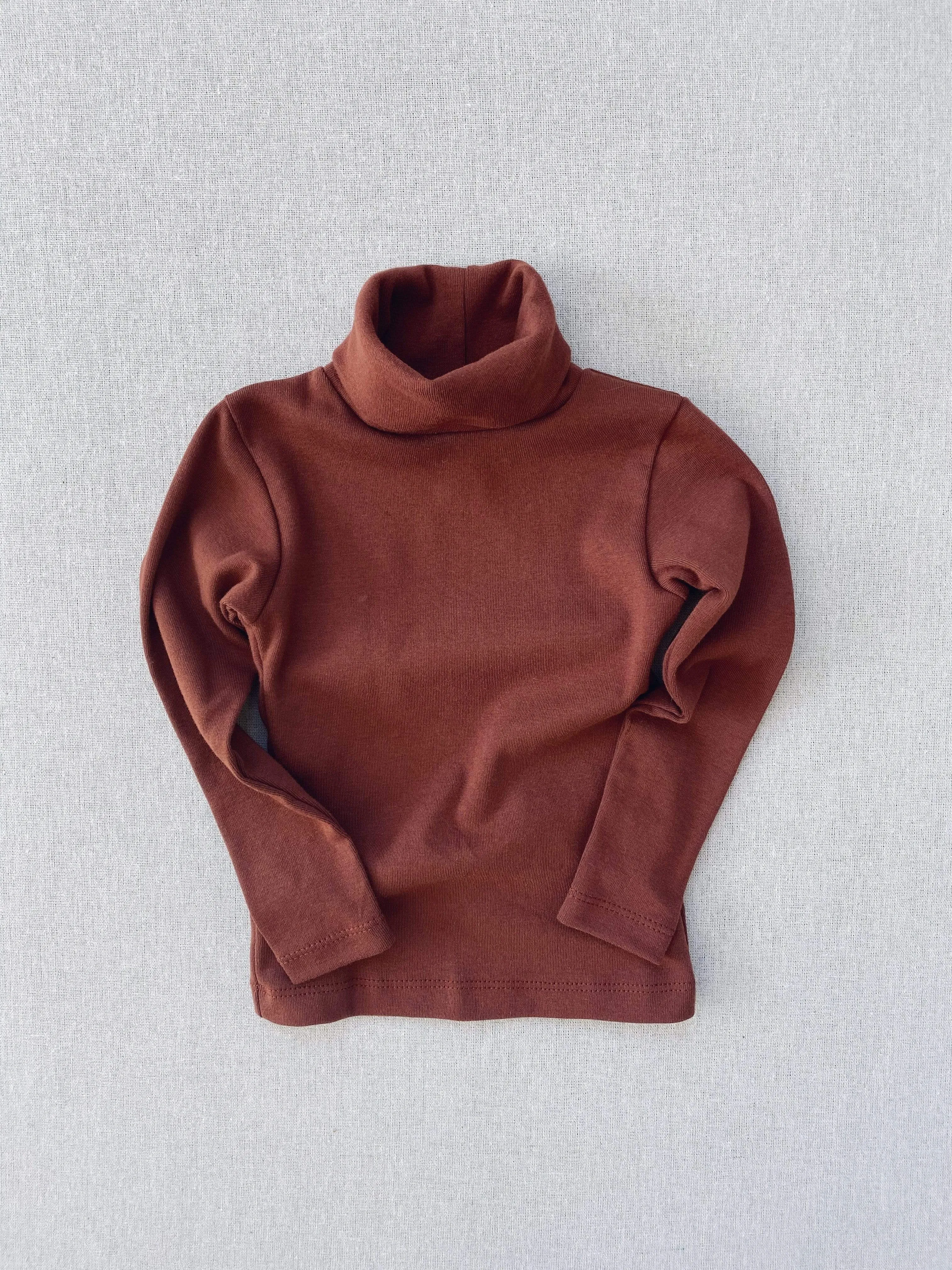 organic cotton turtleneck - chestnut