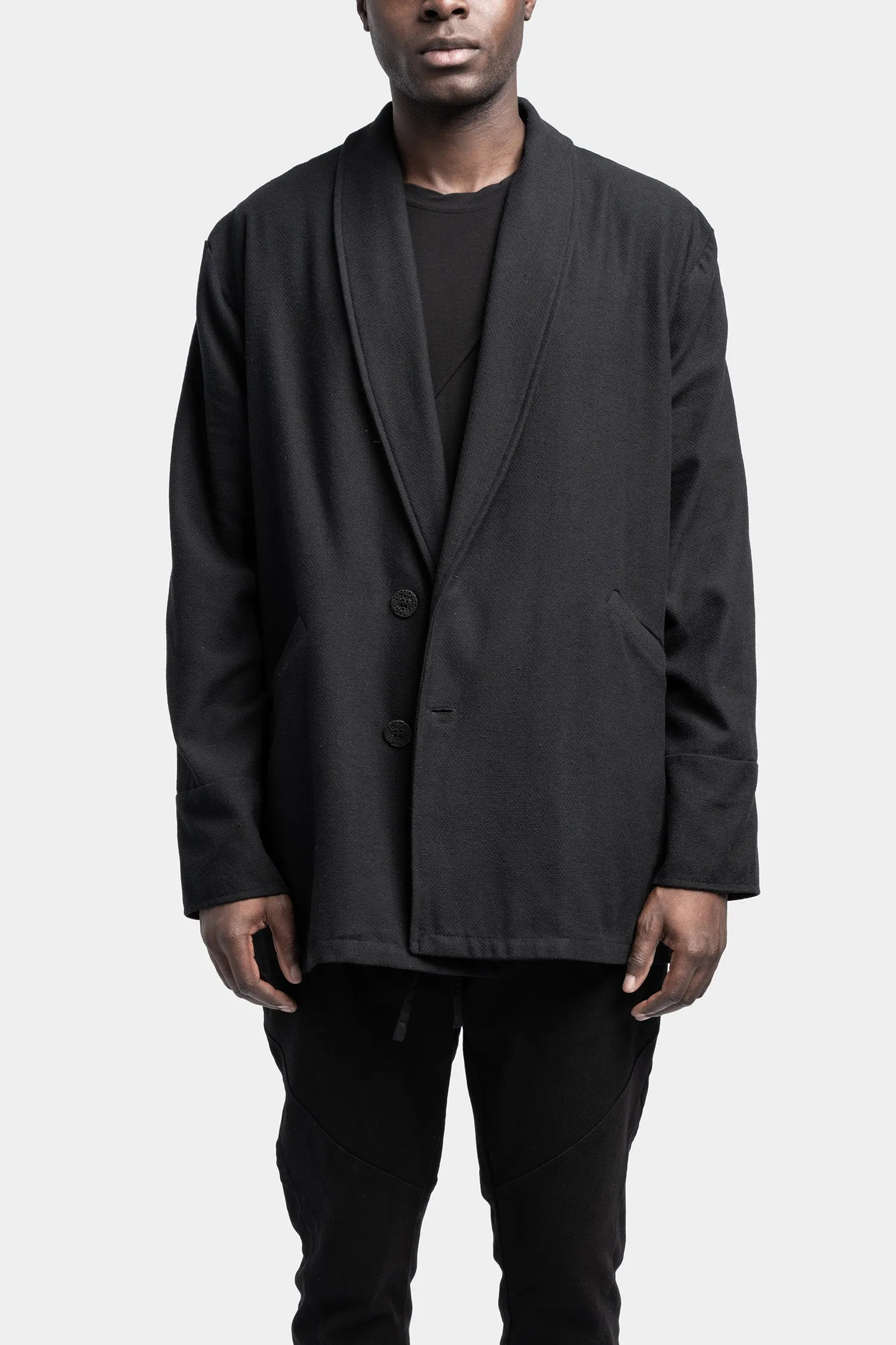 Overlapping button jacket